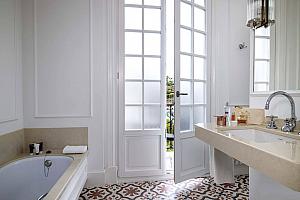 Junior suite with balcony